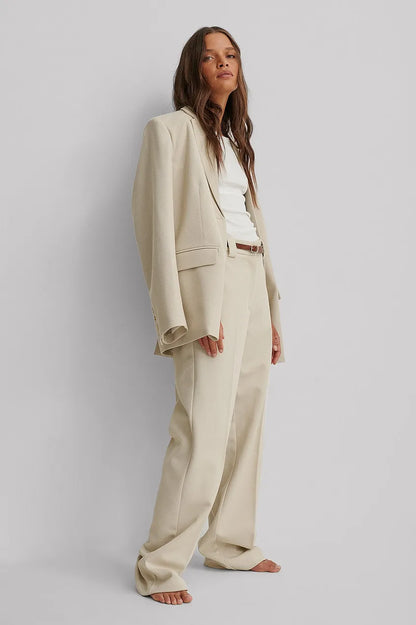 Blazer Con Corte Regular Y Cierre De Dos Botones Para Mujer | Ideal Para Uso Profesional Y Diario