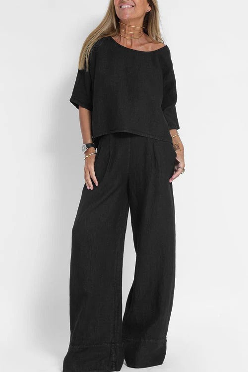 Conjunto con Top Corto de Cuello Redondo para Mujer | Ideal para la Temporada de Verano