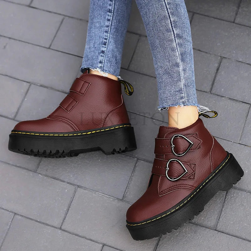 Botas de Invierno con Suela Gruesa y Hebilla Decorativa para Mujer | Ideal para Invierno