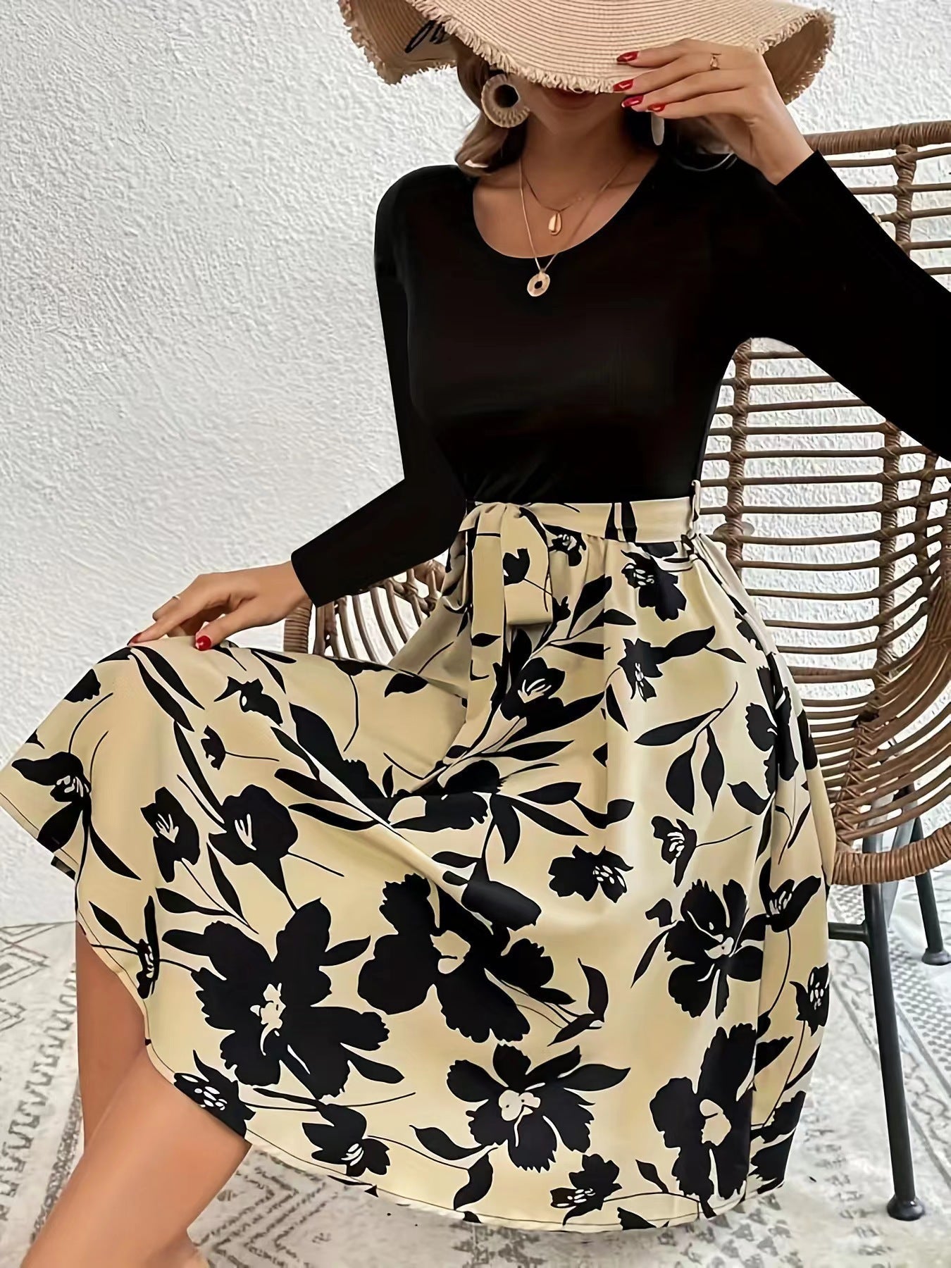 Vestido Midi con Estampado Floral y Cuerpo Fruncido para Mujer | Ideal para Uso Diario y Eventos