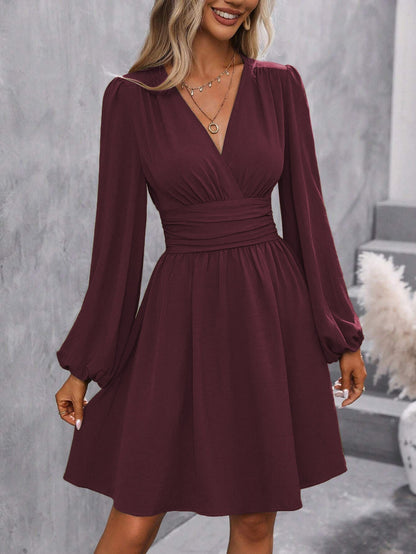 Vestido con Corte Cruzado y Longitud a la Rodilla para Mujer | Ideal para Trabajo y Eventos