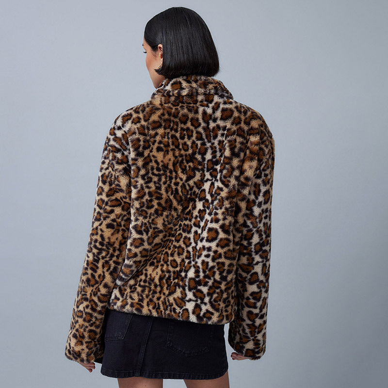Chaqueta con Estampado Animal y Cierre de Botones para Mujer | Ideal para Uso Diario