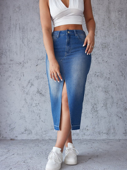 Falda Midi Ajustada con Fenda Lateral y Bajo Desflecado para Mujer | Ideal para Uso Diario o Eventos Planificados