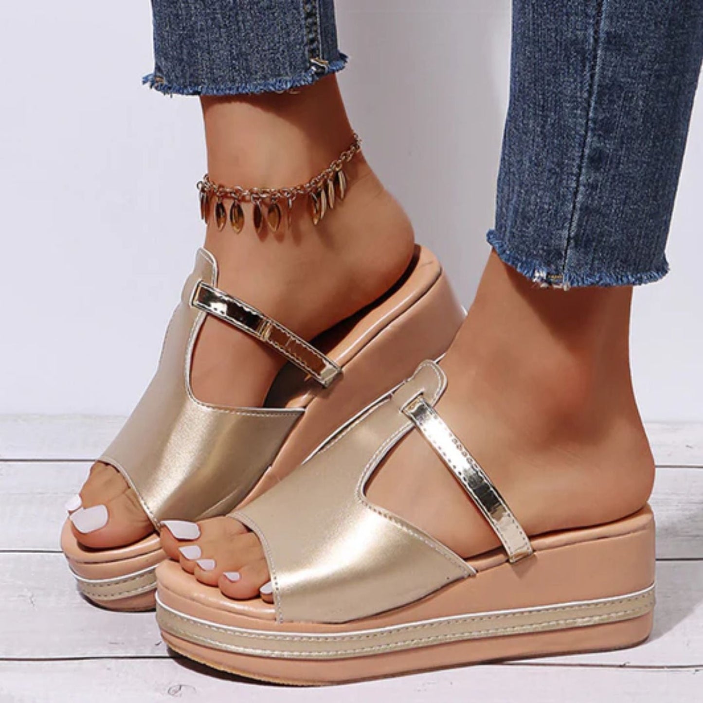 Sandalias Compensadas con Punta Abierta para Mujer | Ideales para Uso Diario en Climas Cálidos