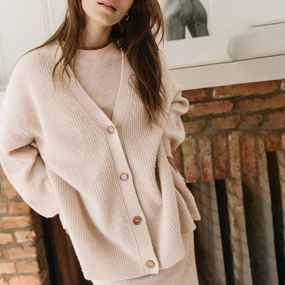Cárdigan Oversize con Abertura Frontal para Mujer | Ideal para Días Frescos o Uso en Casa