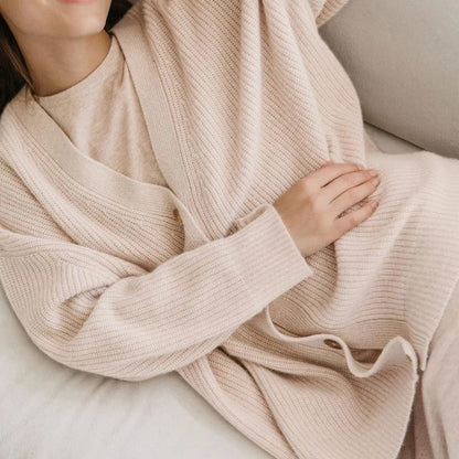 Cárdigan Oversize con Abertura Frontal para Mujer | Ideal para Días Frescos o Uso en Casa