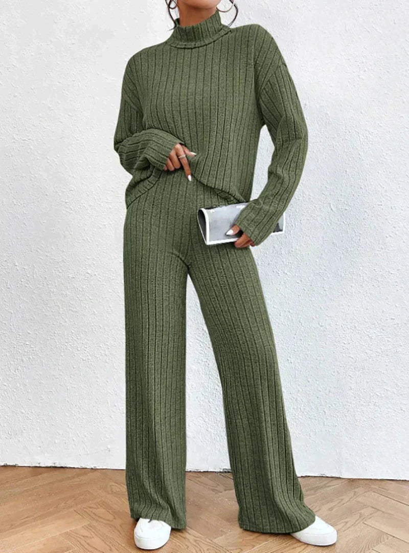 Conjunto de Dos Piezas con Cuello Alto para Mujer | Ideal para Uso Diario