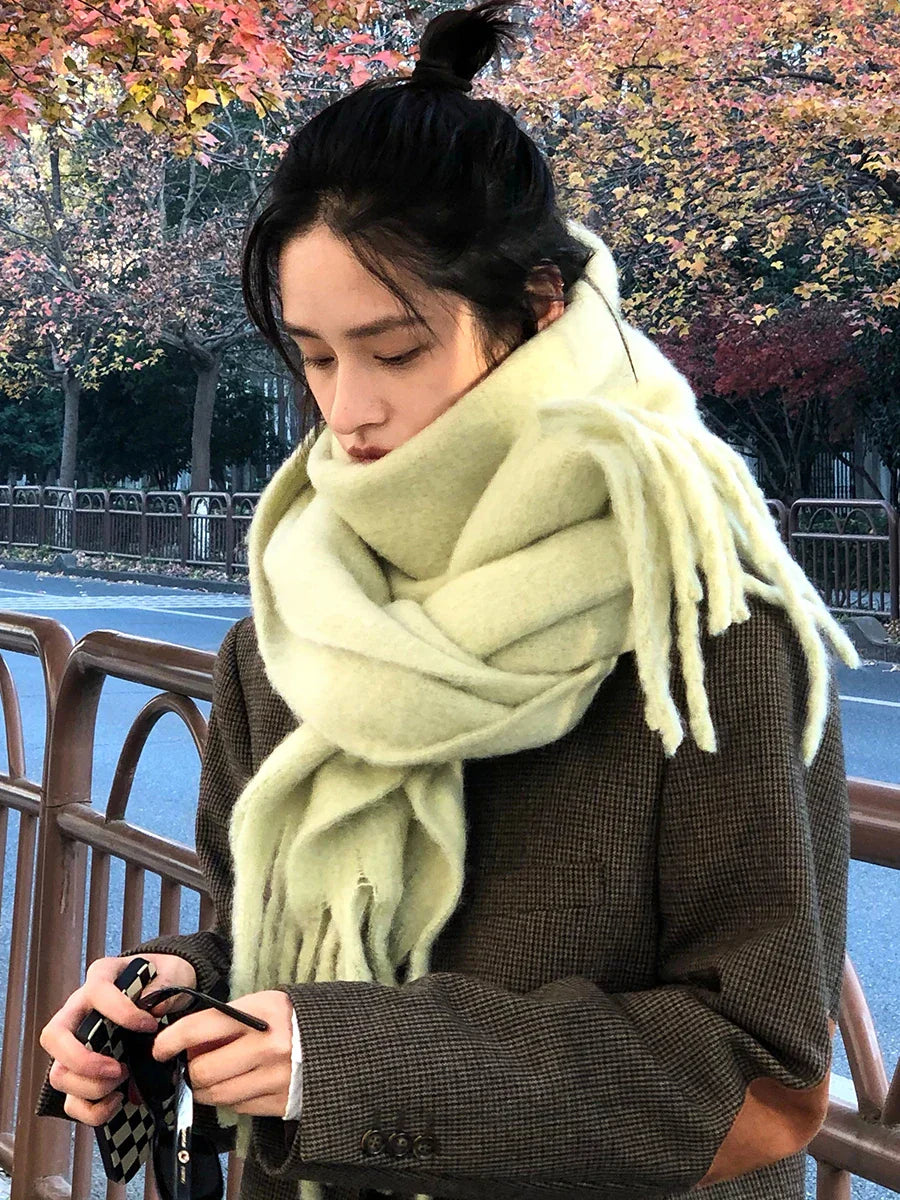 Bufanda Larga con Flecos Decorativos para Mujer | Ideal para Invierno