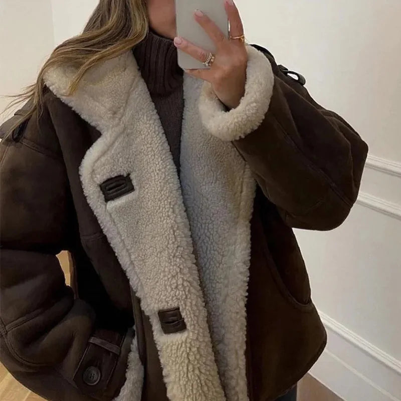 Abrigo Largo con Cierre de Botones y Cuello con Solapa para Mujer | Ideal para Otoño e Invierno