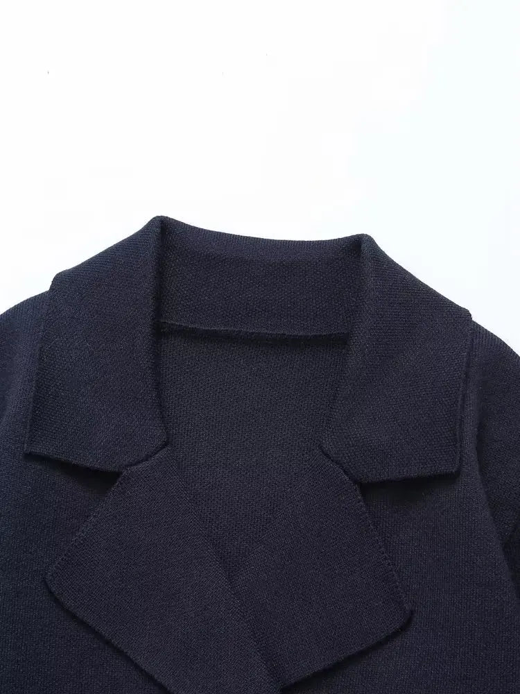 Blazer Corto Oversize con Doble Botonadura para Mujer | Ideal para Uso Diario y Ocasiones Formales
