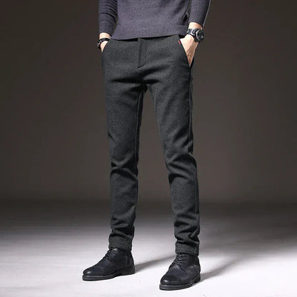 Pantalón Slim con Cinturón Integrado y Bolsillos Laterales para Hombre | Ideal para Uso Diario