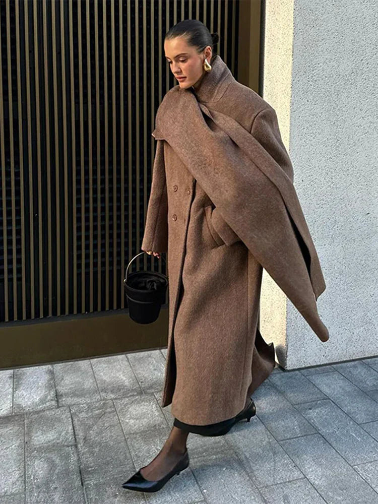 Abrigo largo con Cuello Tipo Bufanda y Cierre de Doble Botonadura para Mujer | Ideal para Otoño e Invierno