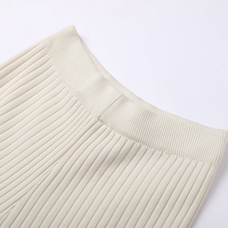 Conjunto de Top con Escote y Pantalón Largo con Paneles Laterales para Mujer | Ideal para Uso Diario