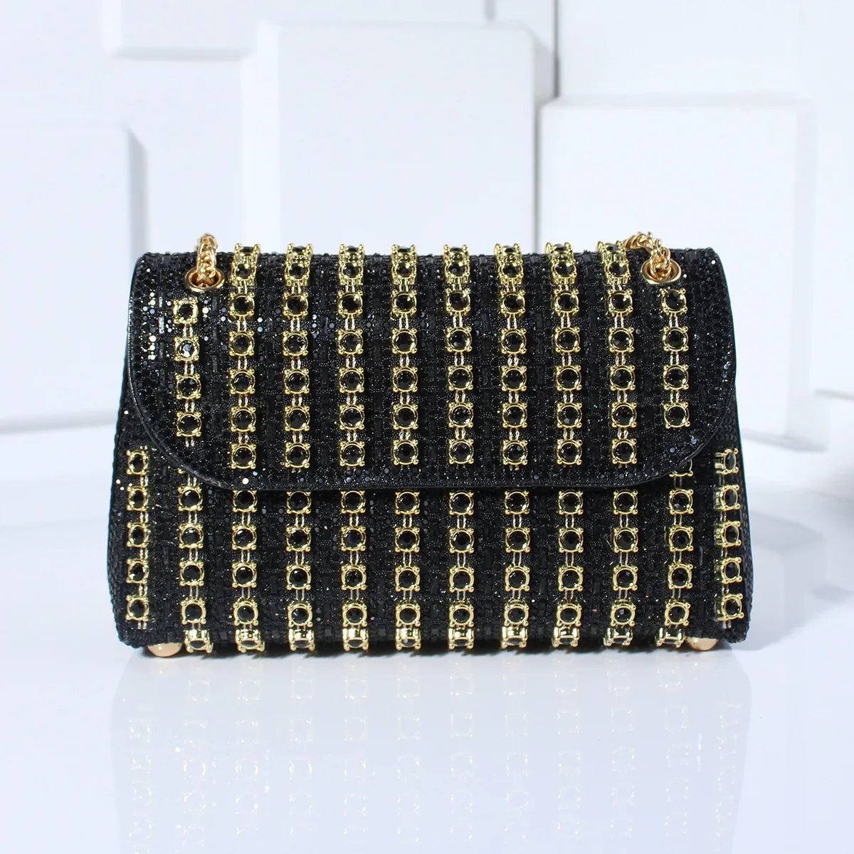 Mini Bolso con Compartimento Compacto y Cierre Magnético para Mujer | Ideal para Salidas o Eventos