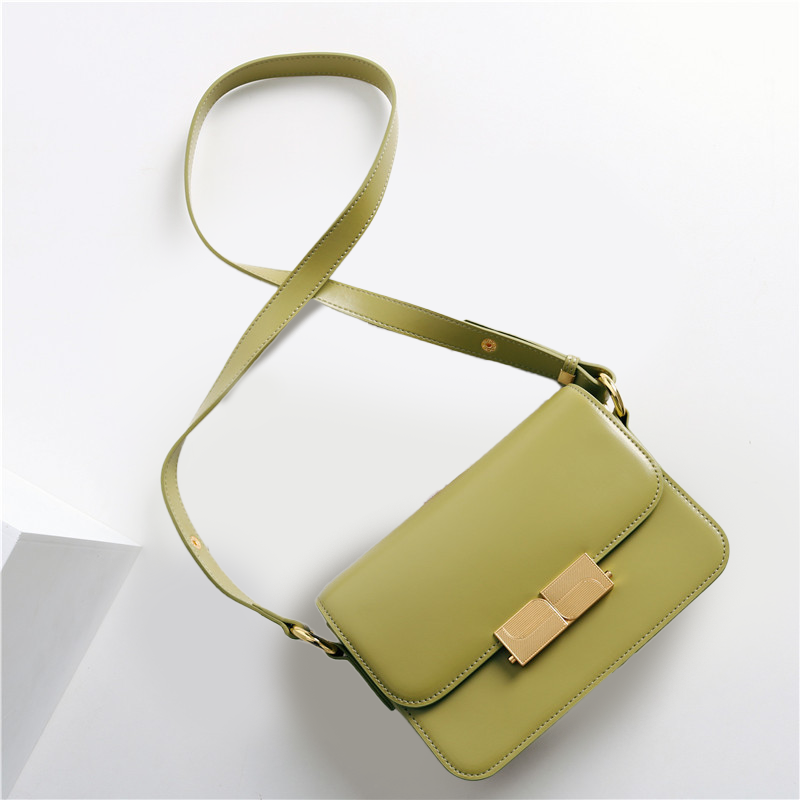 Bolso Crossbody Compacto con Cierre Enrollado para Mujer | Ideal para Uso Diario