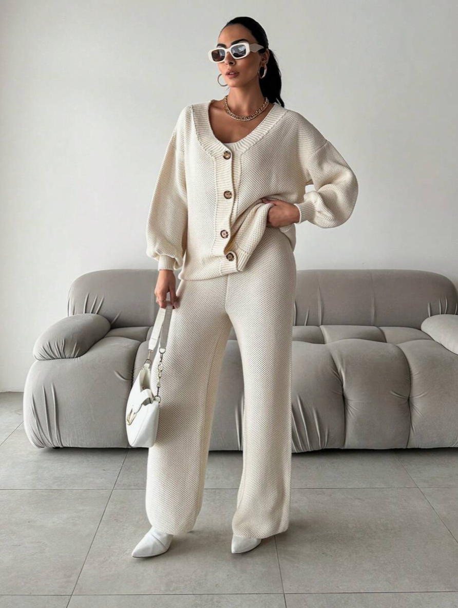 Conjunto de Dos Piezas con Cuello en V para Mujer | Ideal para Uso Diario y Salidas