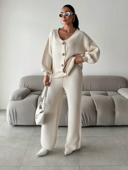 Conjunto de Dos Piezas con Cuello en V para Mujer | Ideal para Uso Diario y Salidas