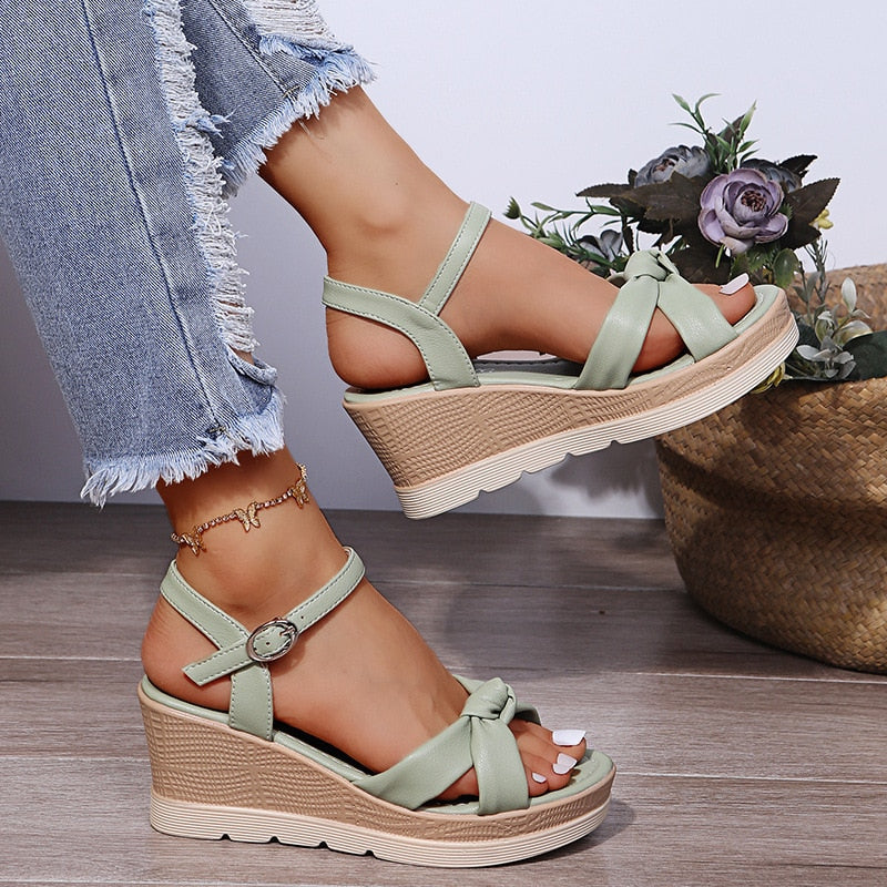 Sandalias con Tiras Ajustables para Mujer | Ideales para Uso Diario en Temporadas Cálidas