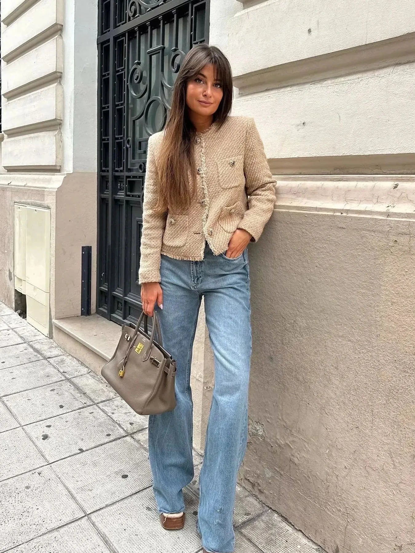 Blazer Corto con Corte Ajustado para Mujer | Ideal para Uso Diario y Profesional