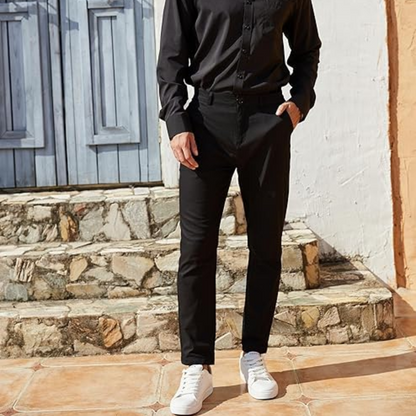 Pantalón Slim Fit con Bolsillos Laterales y Traseros para Hombre | Ideal para Entornos Profesionales y Uso Diario