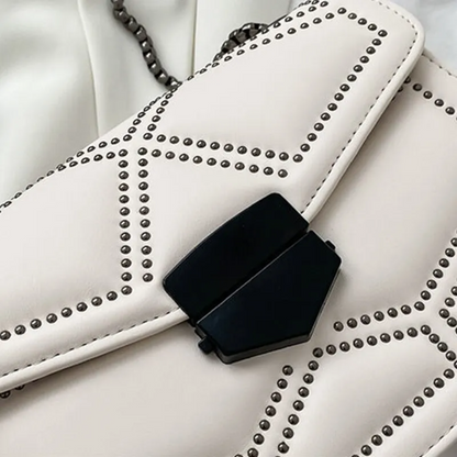 Bolso Crossbody Rectangular con Bandolera de Cadena para Mujer | Ideal para Uso Diario