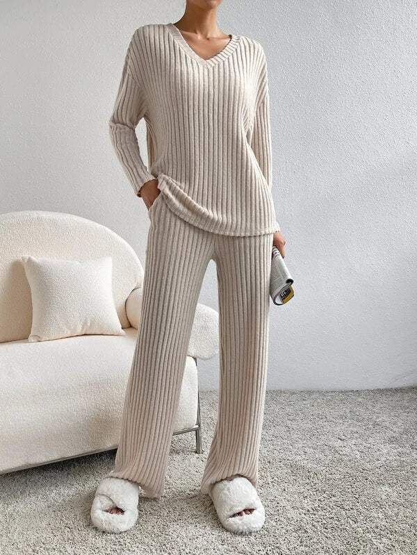 Conjunto de Top de Manga Larga y Pantalón de Corte Amplio para Mujer | Ideal para Uso Diario y Actividades Informales