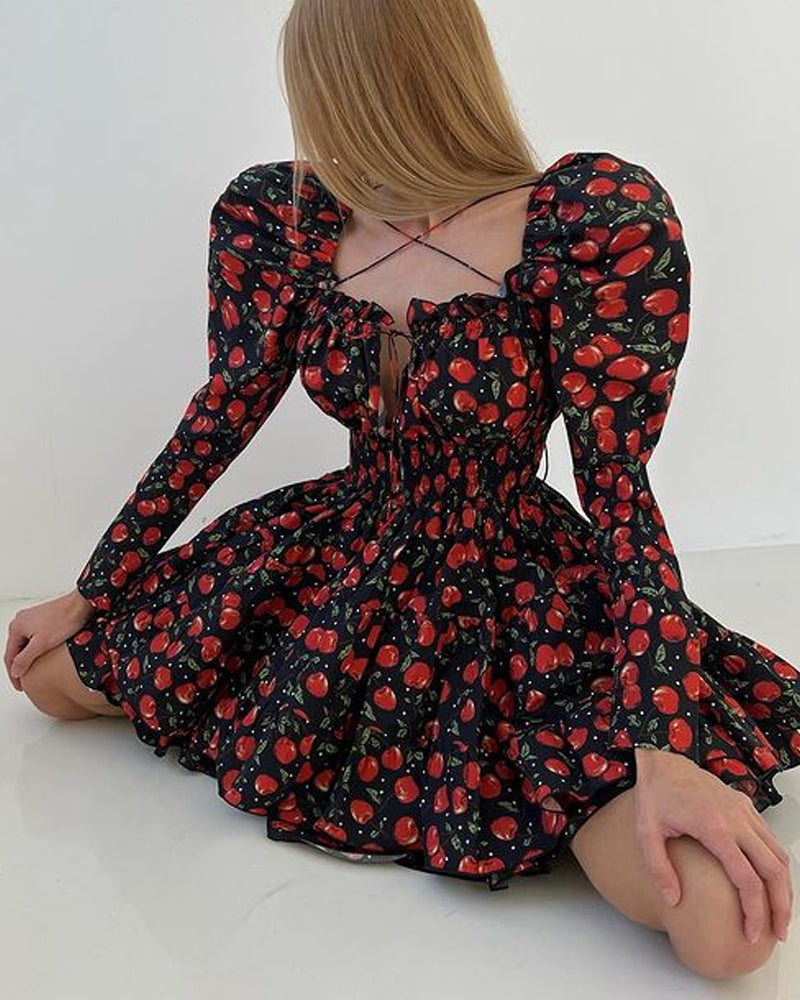Vestido Corto con Busto Fruncido y Estampado de Cerezas para Mujer | Ideal para Uso Diario