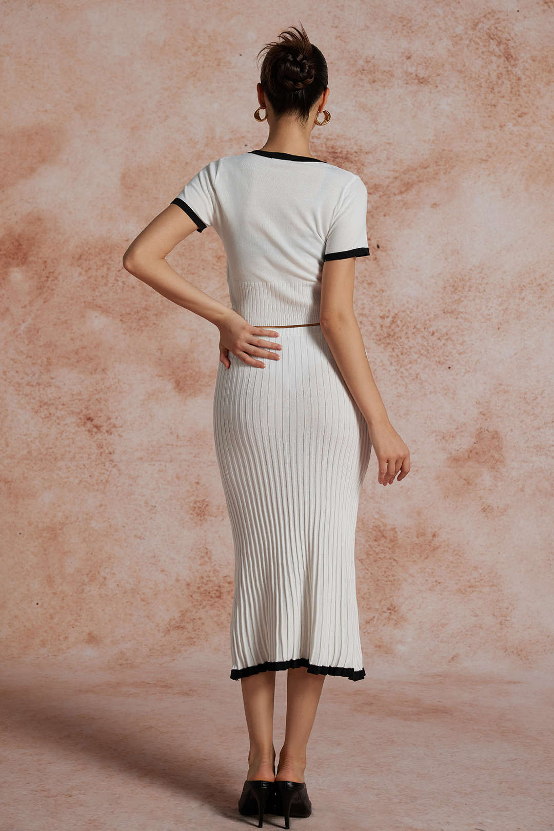 Conjunto De Dos Piezas Para Mujer Con Top Abotonado Y Falda Plisada | Ideal Para Uso Diario Y Salidas Informales