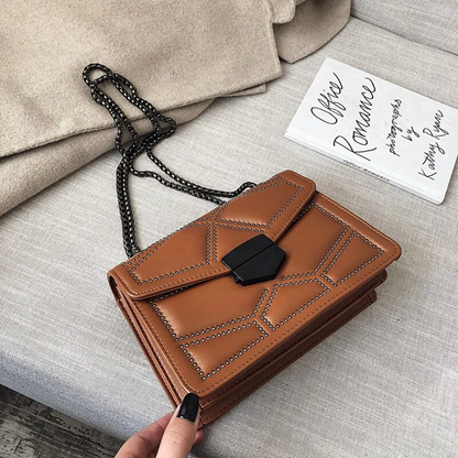 Bolso Crossbody Rectangular con Bandolera de Cadena para Mujer | Ideal para Uso Diario