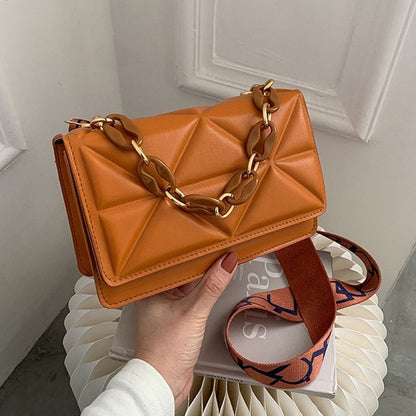 Bolso de Mano Acolchado con Cierre de Solapa para Mujer | Ideal para Uso Diario y Salidas