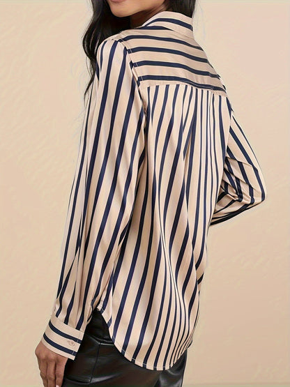 Blusa de Corte Ajustado con Detalles Plisados para Mujer | Ideal para Uso Profesional y Diario