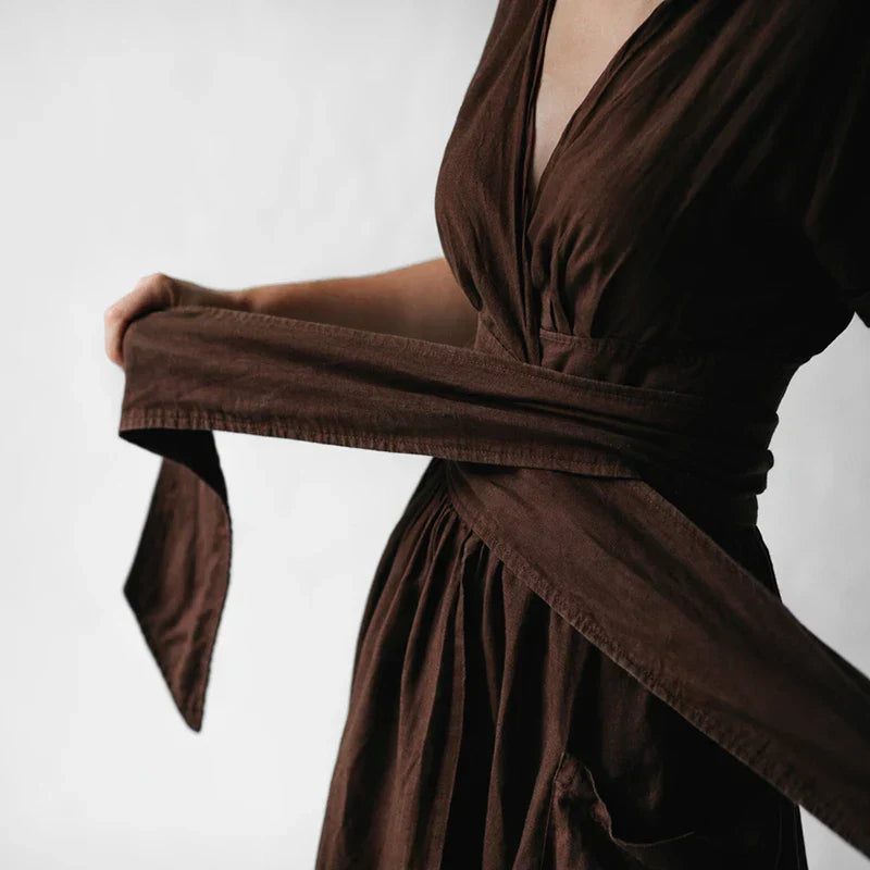 Vestido Midi Cruzado con Lazo Ajustable para Mujer | Ideal para Uso Diario