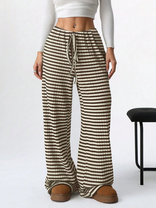 Pantalón Ancho con Cintura Ajustable para Mujer | Ideal para Uso Diario