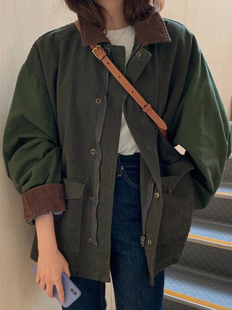 Chaqueta con Capucha Ajustable y Bolsillos para Mujer | Ideal para Uso en Ciudad y Exterior