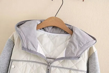 Chaqueta Acolchada con Capucha y Patrón de Rombos para Mujer en Tallas Grandes | Ideal para Invierno