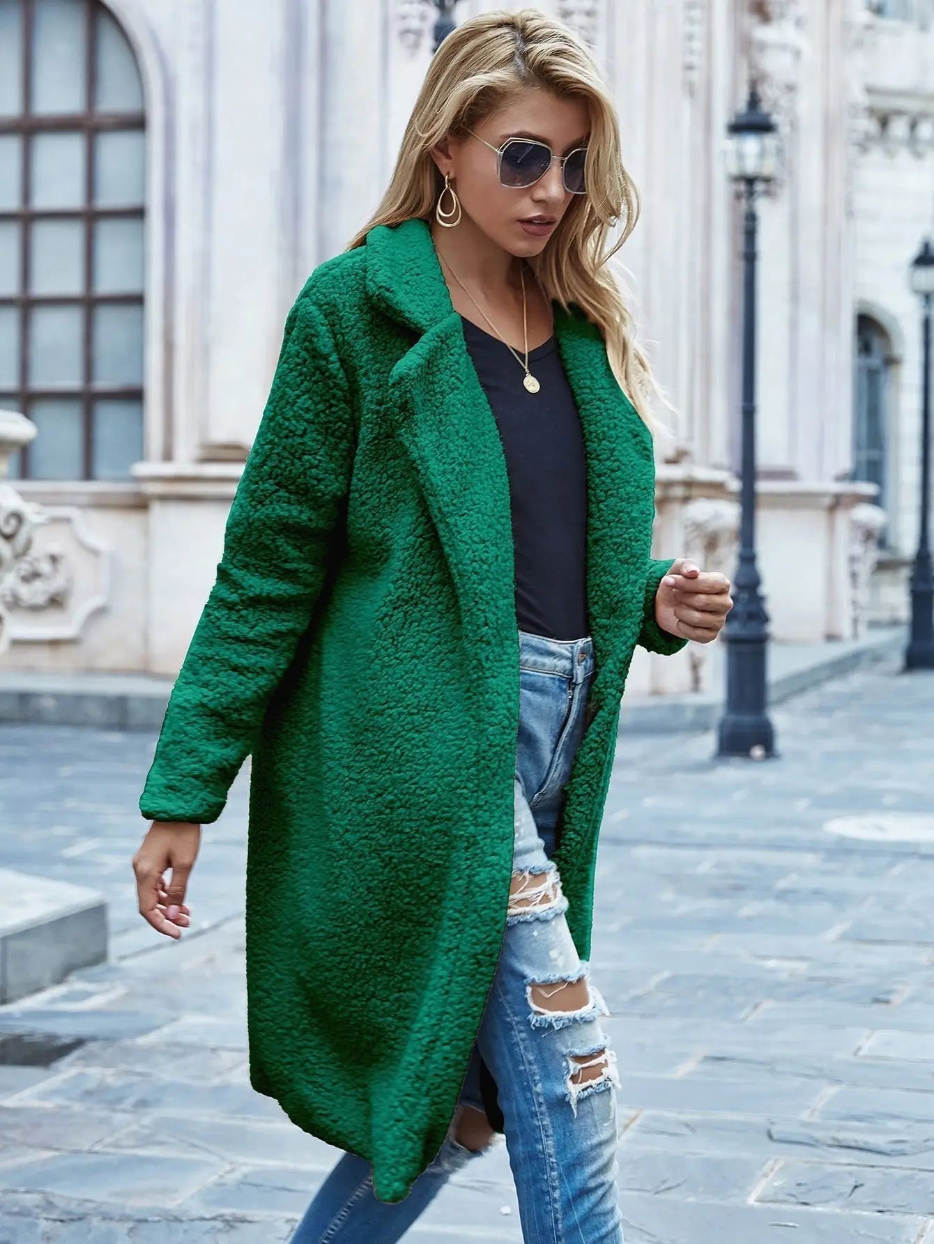 Chaqueta de Invierno con Capucha Ajustable y Bolsillos para Mujer | Ideal para Uso Diario en Temporadas Frías