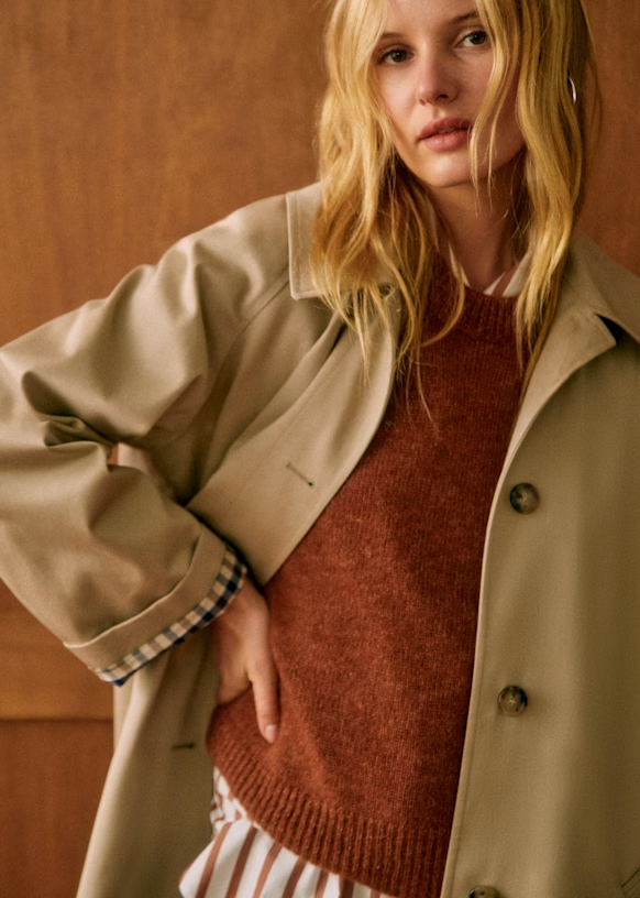 Trench Coat con Cierre Abotonado Integral y Corte Recto Oversize para Mujer | Ideal para Uso Diario