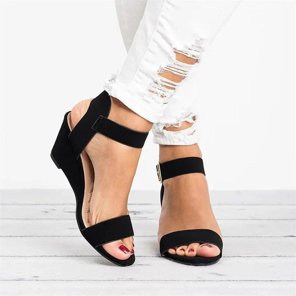 Sandalias Compensadas con Tiras Ajustables para Mujer | Ideales para Uso Diario y Ocasiones