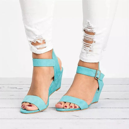 Sandalias Compensadas con Tiras Ajustables para Mujer | Ideales para Uso Diario y Ocasiones