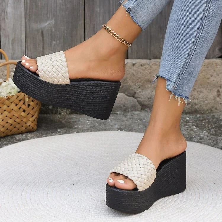 Mules con Cuña y Banda Ancha para Mujer | Ideales para Uso Diario en Verano
