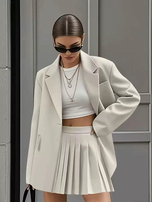 Conjunto de Dos Piezas con Blazer Amplio y Falda Plisada para Mujer | Ideal para Primavera y Verano