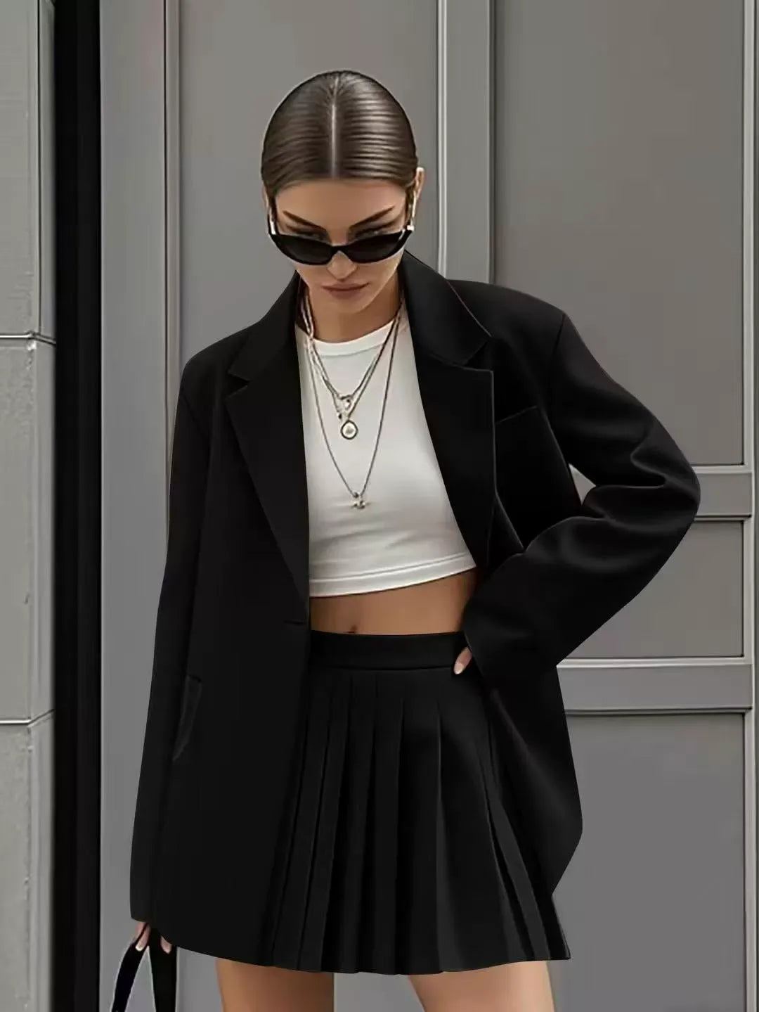 Conjunto de Dos Piezas con Blazer Amplio y Falda Plisada para Mujer | Ideal para Primavera y Verano