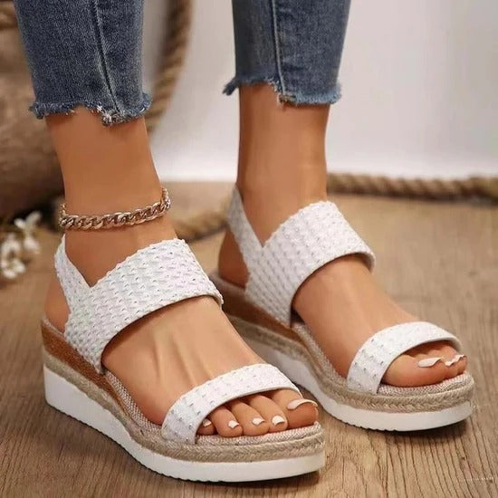 Sandalias Plataforma con Tiras Ajustables para Mujer | Ideales para Uso Diario en Climas Cálidos