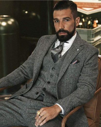 Traje de Tres Piezas con Chaleco Coordinado para Hombre | Ideal para Eventos Formales y Profesionales