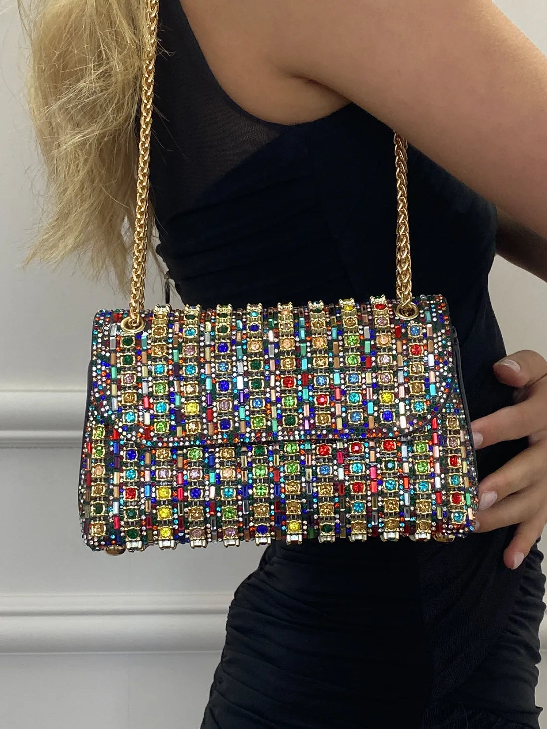 Mini Bolso con Compartimento Compacto y Cierre Magnético para Mujer | Ideal para Salidas o Eventos
