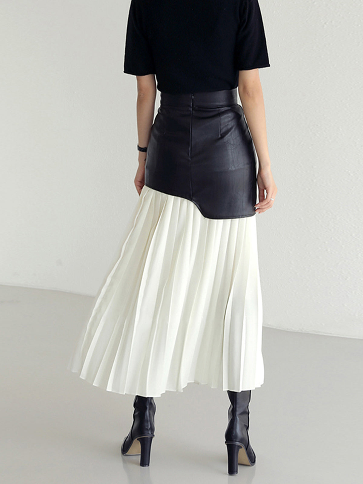 Falda Midi Asimétrica de Corte Regular para Mujer | Ideal para Uso Diario y Trabajo
