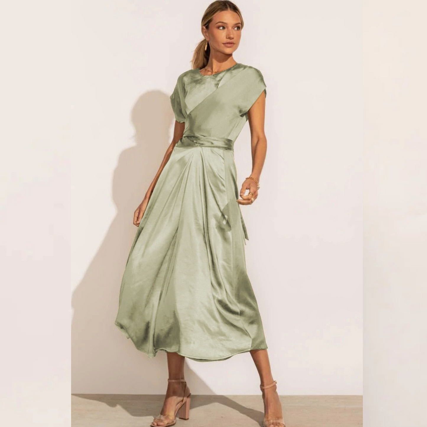 Vestido Cruzado con Cintura Ajustable para Mujer | Ideal para Uso Diario y Eventos