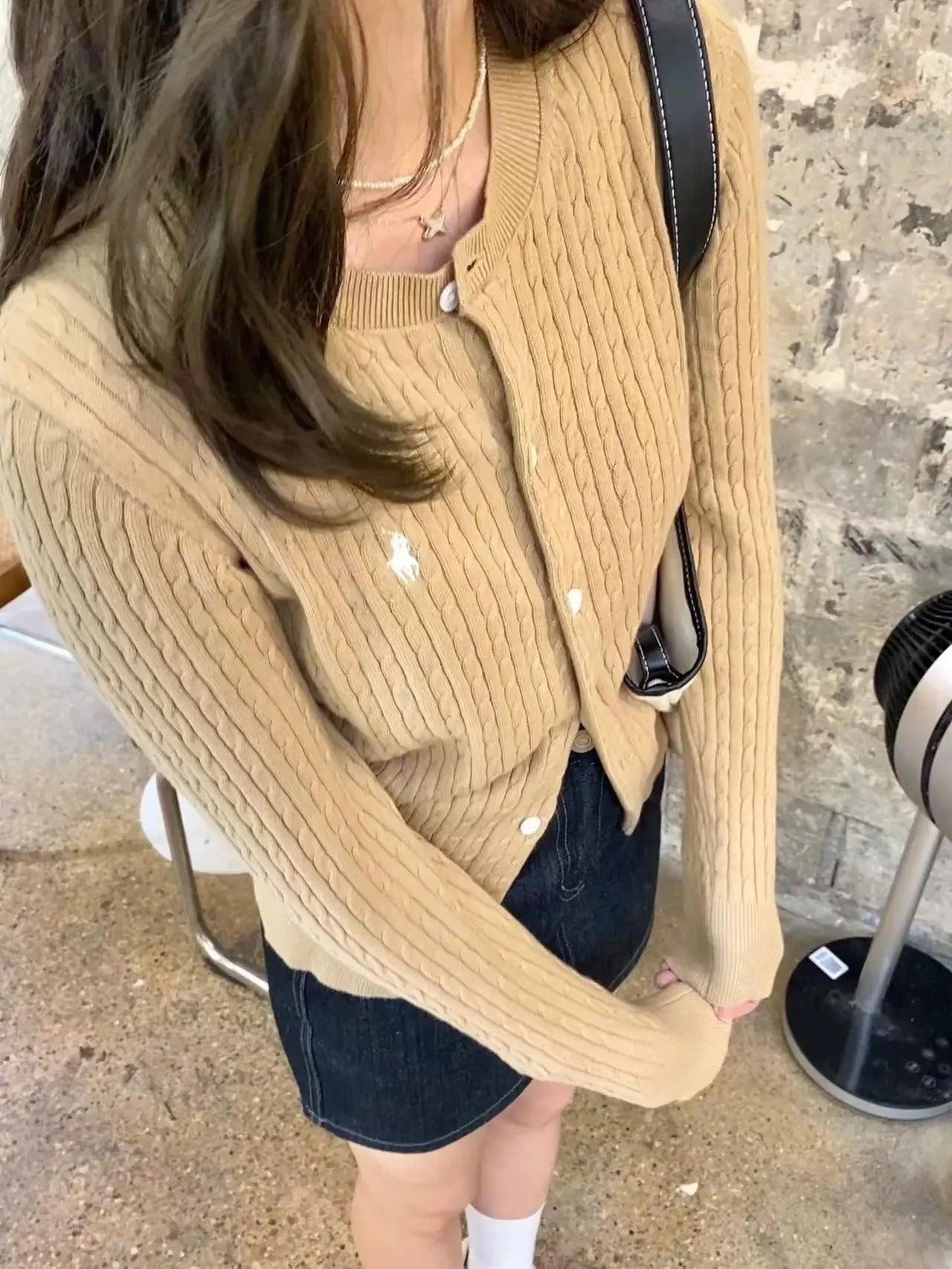 Jersey con Cierre Frontal y Cuello Redondo para Mujer | Ideal para Uso Diario