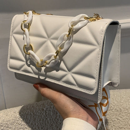 Bolso de Mano Acolchado con Cierre de Solapa para Mujer | Ideal para Uso Diario y Salidas