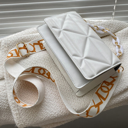 Bolso de Mano Acolchado con Cierre de Solapa para Mujer | Ideal para Uso Diario y Salidas